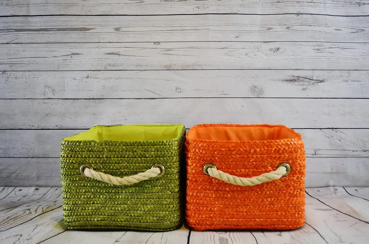 Storage Bench vs Blanket Box: Which Is Better for a Hallway?